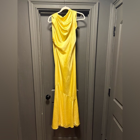 Significant Other- Chic Yellow Maxi Dress - Picture 3 of 9